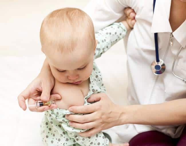 vacinas de bebês